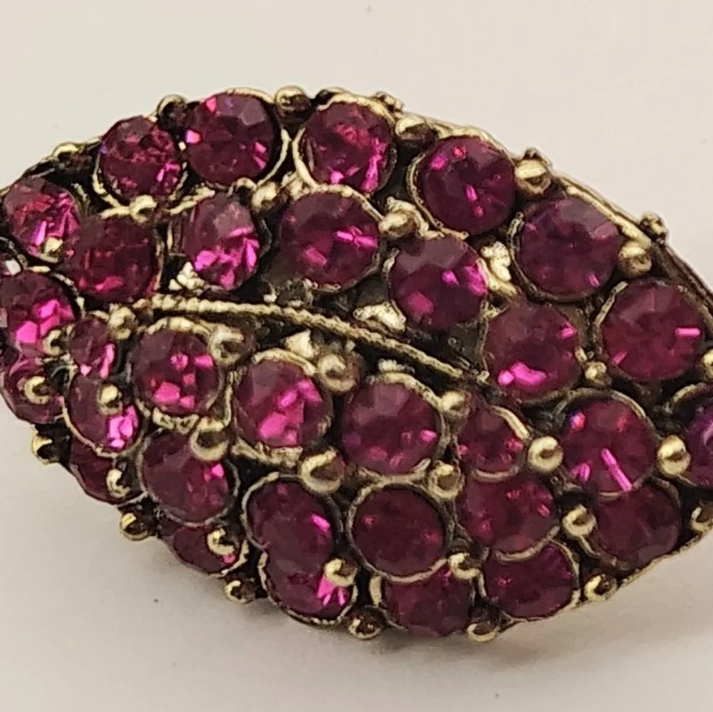 Radiant Fuchsia Crystal Leaf Pierced Earrings - Picture 10 of 15